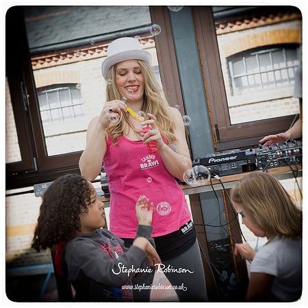 Blowing bubbles at #moveitcamden