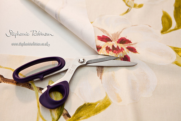 Pebbleblossom_scissors